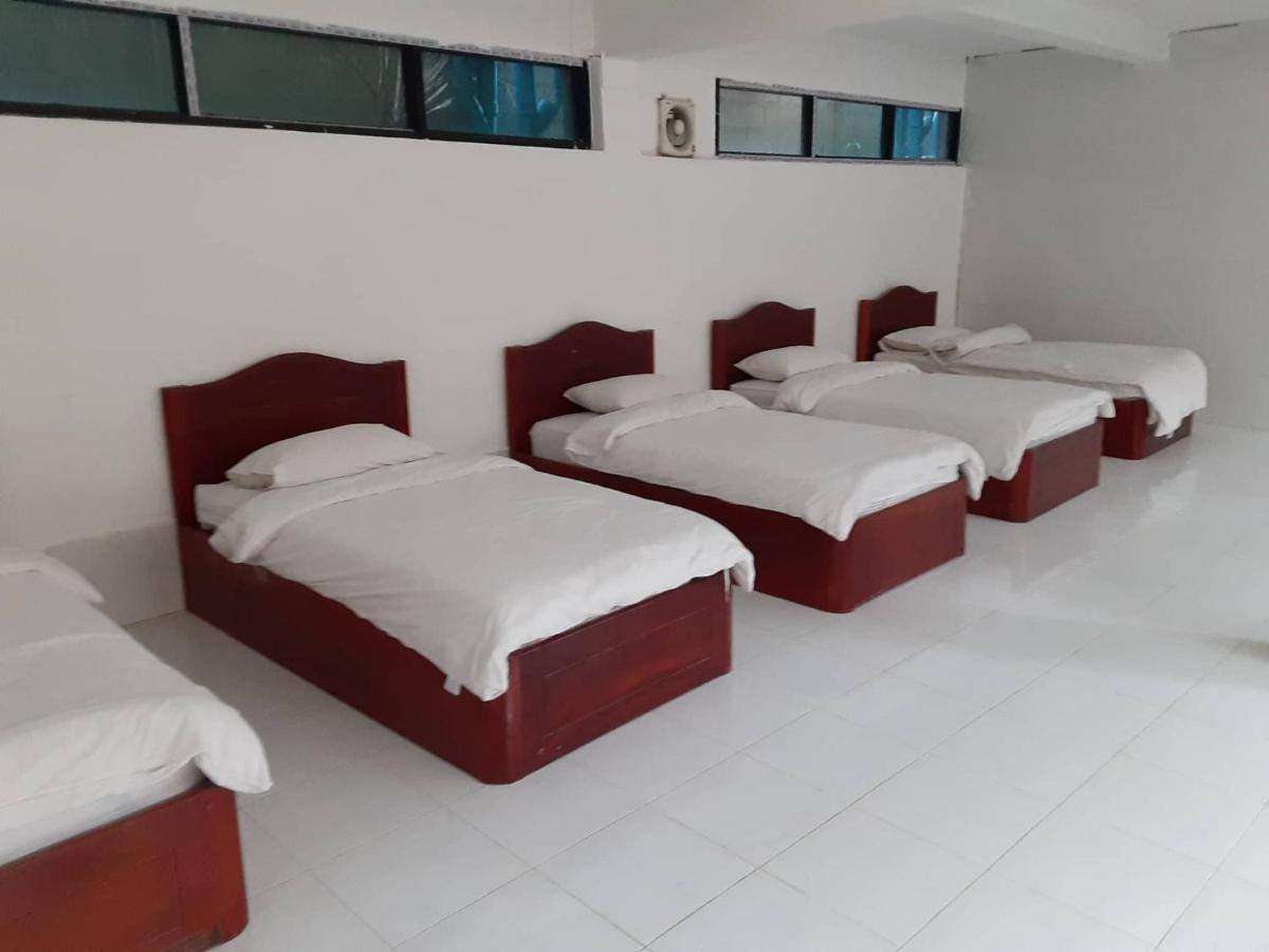 Alisona Hostel Vangviang Kültér fotó